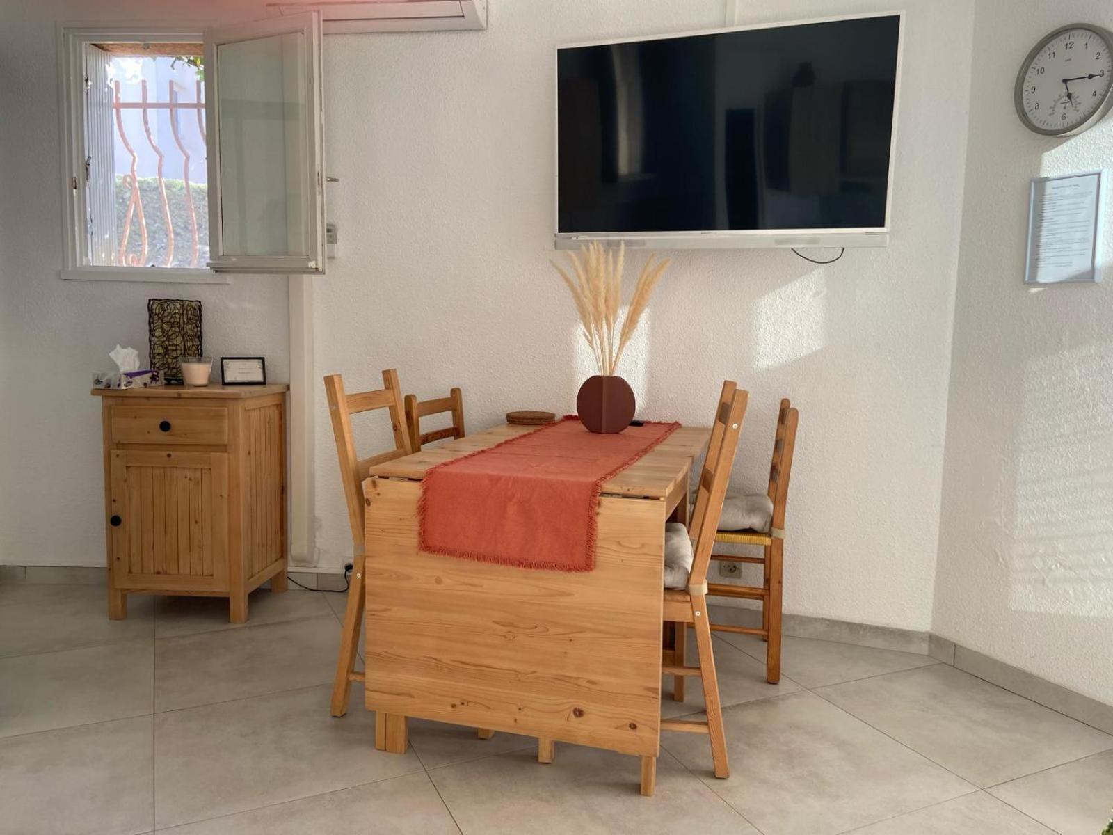 La Terrasse Bandolaise Tout A Pied, Wifi, Clim, Parking Exterior foto